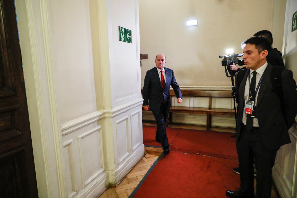 <p>Senado comienza votación de proyecto de reactivación y reconstrucción</p>