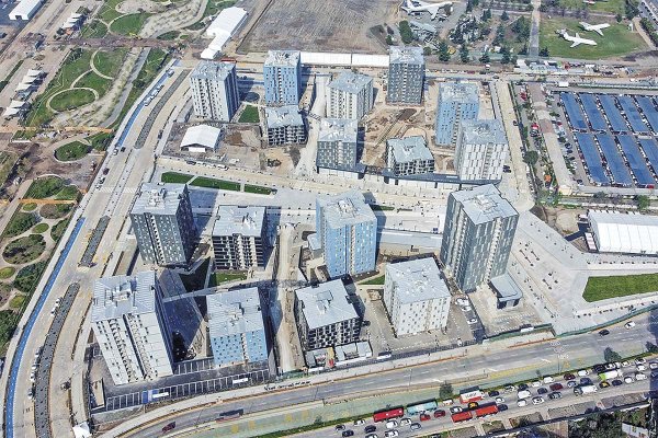 Accionistas de inmobiliaria de Villa Panamericana en Cerrillos rechazan demanda y apuntan al afán de lucro de firma extranjera