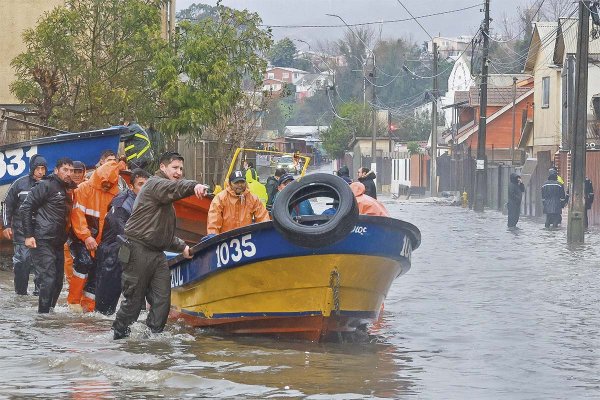 <p>Sistema frontal eleva la presión sobre el norte: Gobierno amplía alertas, acelera evacuaciones y despliega coordinación nacional</p>