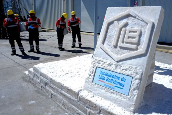 Gobierno de Bolivia identifica 15 empresas estatales "en estado crítico": prepara cierres y reestructuraciones