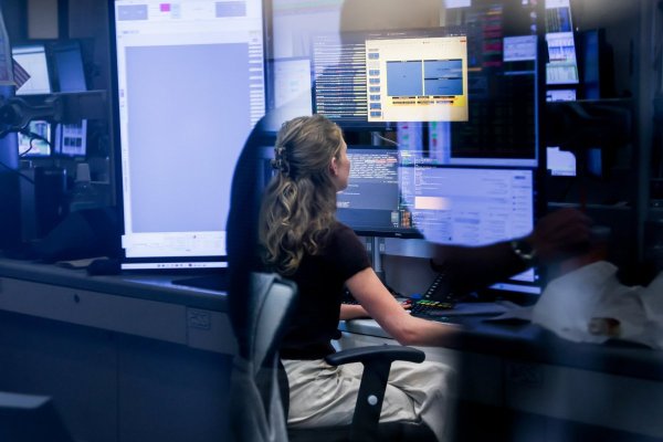 <p>Citigroup, Goldman Sachs Group Inc. y JPMorgan Chase & Co. recomiendan las operaciones de carry trade en sus análisis. (Foto: Bloomberg)</p>