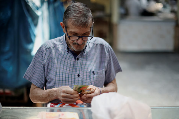 <p>Argentina presenta proyecto de ley para atraer ahorros en dólares no declarados</p>