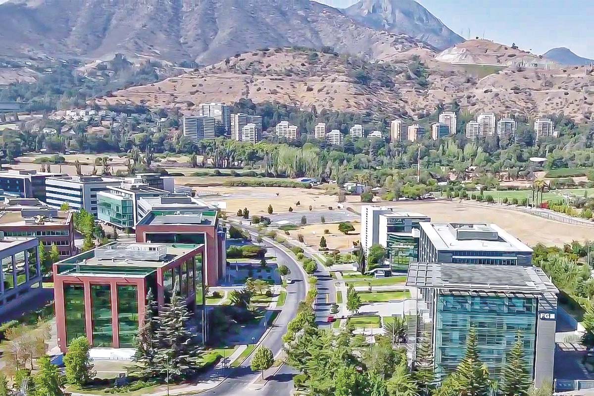 <p>De oficinas a departamentos: Ciudad Empresarial consolida transformación y cuadruplica su oferta residencial en cinco años</p>
