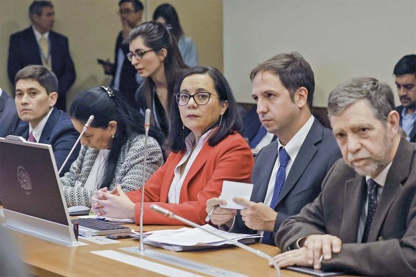 Actas del CFA revelan discrepancias entre consejeros sobre cómo abordar el nivel de deuda del gobierno de Boric