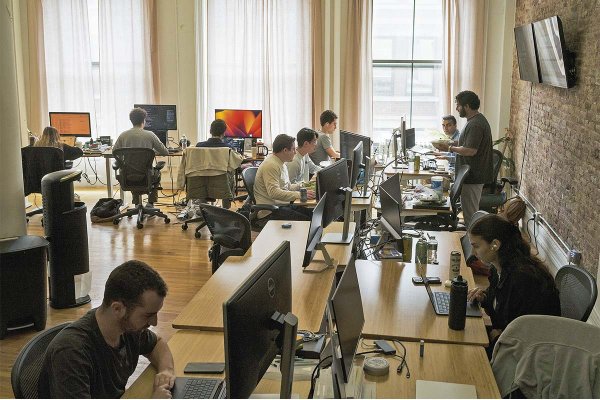 Visas H-1B1 de EEUU para chilenos se duplican tras la pandemia y se afianzan como alternativa de desarrollo profesional
