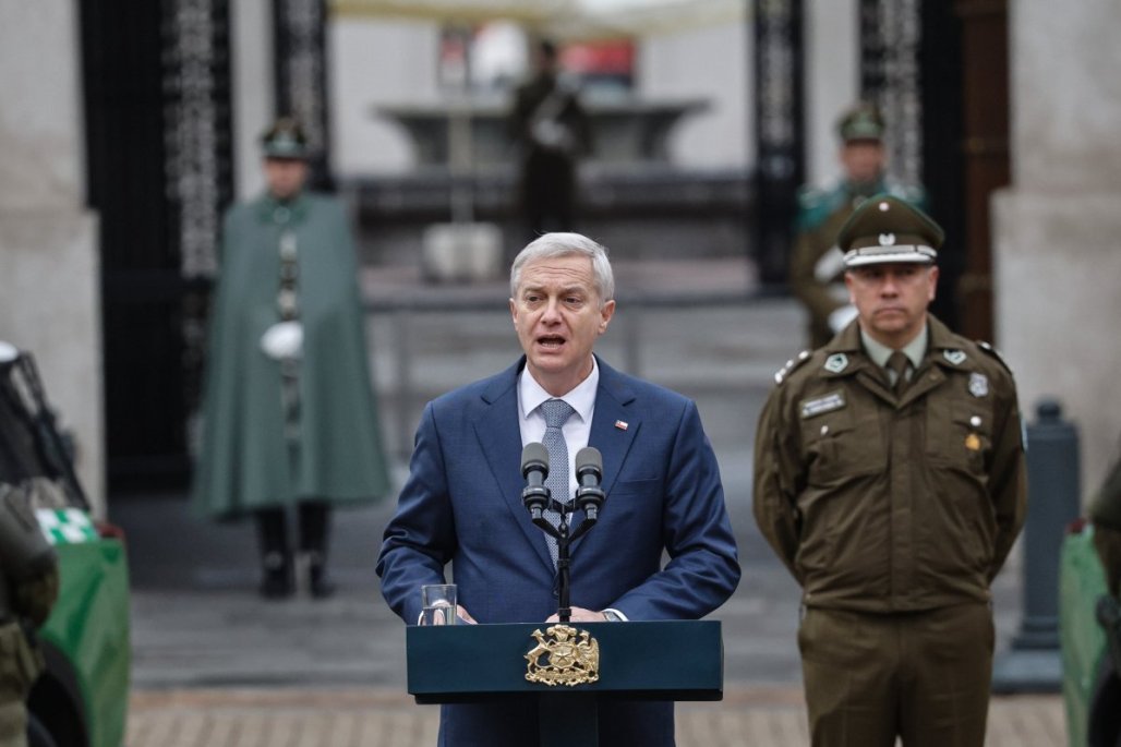 Aprobación del Presidente Kast cae a 36% según encuesta Criteria