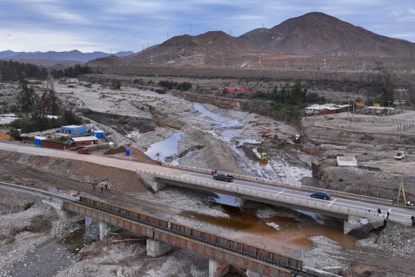 <p>Eléctricas, sanitarias y firmas de gas piden sacar de la Ley de Reconstrucción la norma de reconexión gratuita: afecta la cultura del pago</p>
