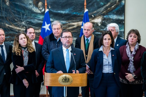 Gobierno envía a EEUU listado de productos que busca dejar exento de mayor arancel y exportadores cuantifican impacto