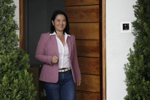 <p>Kast arribó a Lima y se reunirá este martes con Keiko Fujimori antes de que jure cómo Presidenta de Perú</p>