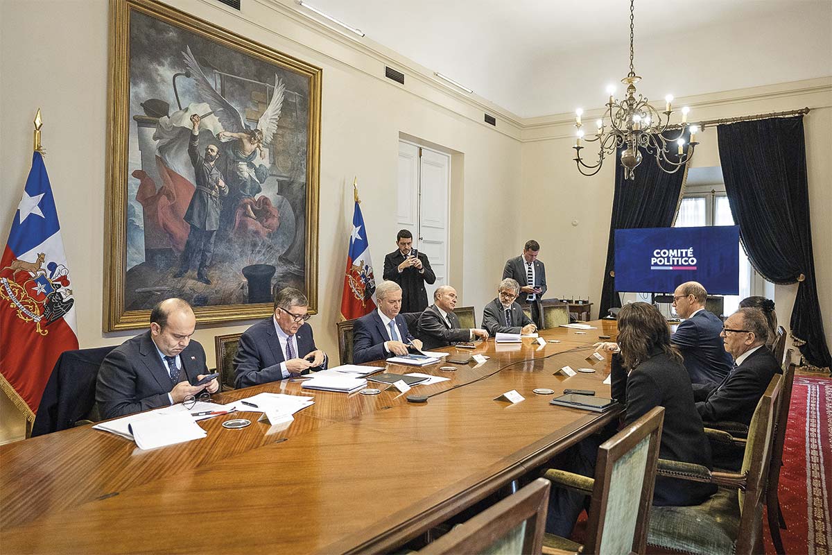 <p>El Presidente Kast encabezó el comité político donde se conversó el avance en proyecto de reactivación. Foto: Presidencia.</p>