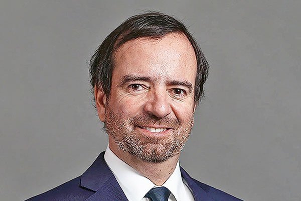<p>¿Quién es Arturo Fermandois? El elegido por La Moneda para defender la invariabilidad y la indemnización por RCA ante el Tribunal Constitucional</p>