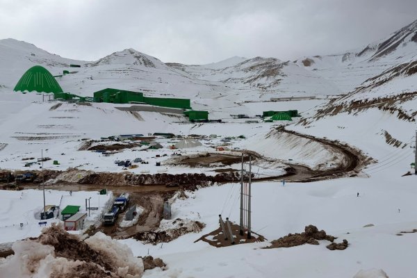<p>Lundin Mining estima hasta tres semanas para reactivar Caserones tras falla en línea eléctrica por el temporal</p>