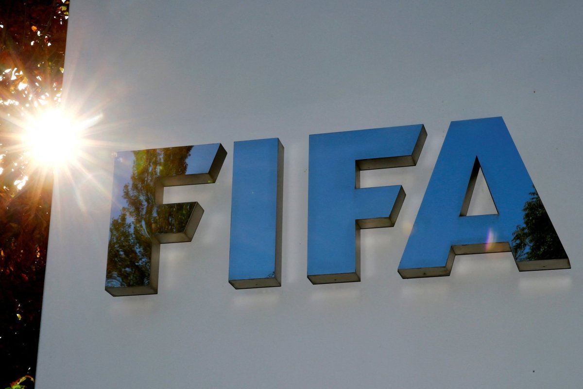 <p>¿En qué consiste la propuesta de Infantino de vender parte de una filial de la FIFA?</p>