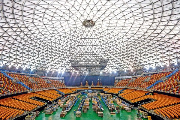 <p>Ya no se llamará Movistar Arena: Santander confirma que se quedó con los derechos del nombre del recinto en el Parque O´Higgins</p>