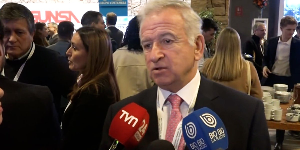 Ahora en DF | Exministro Larraín lamenta nuevos aranceles de Trump: "Se está pasando a llevar el tratado de libre comercio entre Chile y EEUU"