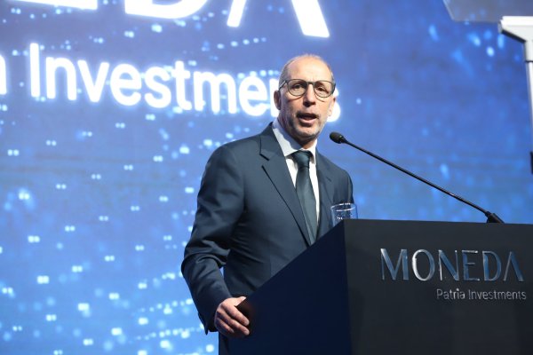 Presidente de Moneda Patria Investments: "Estoy claramente más optimista respecto de Chile que hace un año"