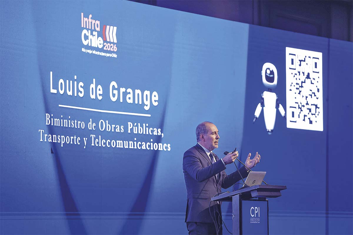 <p>Biministro de Obras Publicas y Transportes, Louis De Grange.</p>