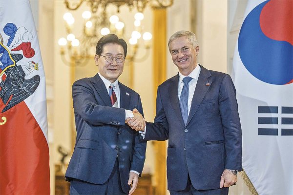 Chile y Corea del Sur relanzan comisión económica del TLC y buscan colaborar en recursos minerales