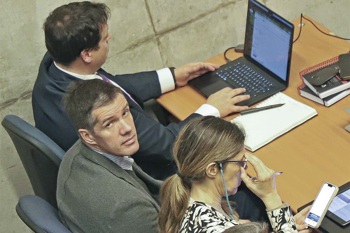 <p>El exdirector de Sartor AGF y expresidente de Azul Azul, Michael Clark, en la audiencia. Fotos: Julio Castro</p>