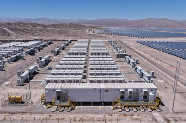 <p>AES Andes inicia operación de nuevo sistema de almacenamiento de energía que involucra más de US$ 130 millones</p>