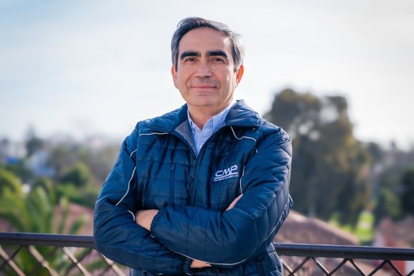 <p>Compañía Minera del Pacífico designa a Carlos Espinoza como gerente general para impulsar la producción de hierro y la eficiencia operacional</p>