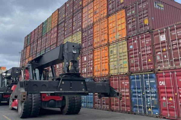 <p>Puertos del Biobío muestran repunte: movilizan más de 2,3 millones de toneladas en junio y anotan alza de 9,6% interanual</p>