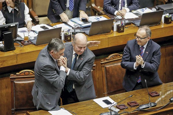 Auditoras se alistan para debut de ley miscelánea en medio de inquietud por efecto de rebaja de impuesto a empresas e invariabilidad