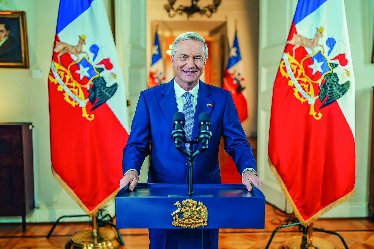 <p>Kast destaca aprobación de proyecto para que Chile salga del estancamiento y pide evitar triunfalismo</p>