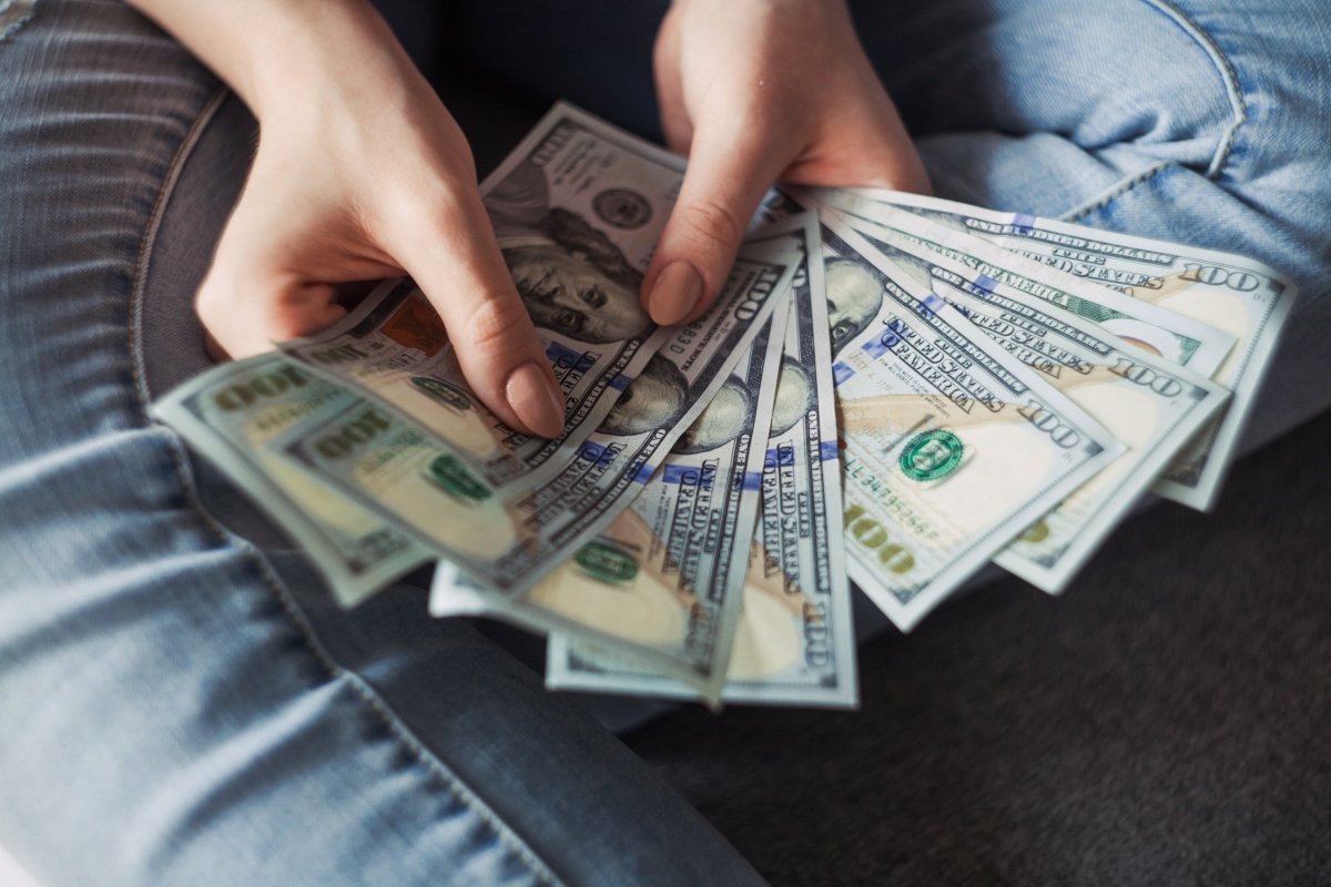 <p>Dólar abre estable con operadores atentos a los nuevos máximos históricos del cobre y a la evolución del conflicto geopolítico</p>