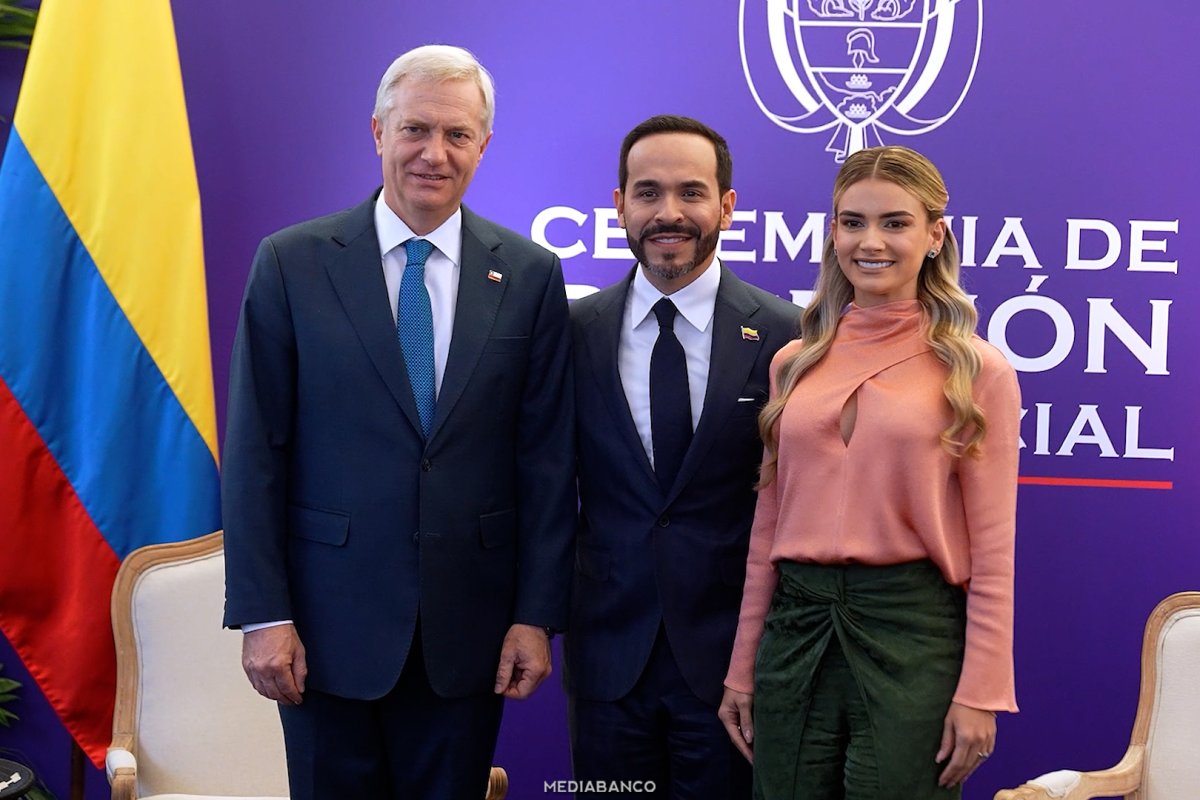 Ahora en DF | Presidente Kast se reúne con el mandatario electo de Colombia Abelardo de la Espriella