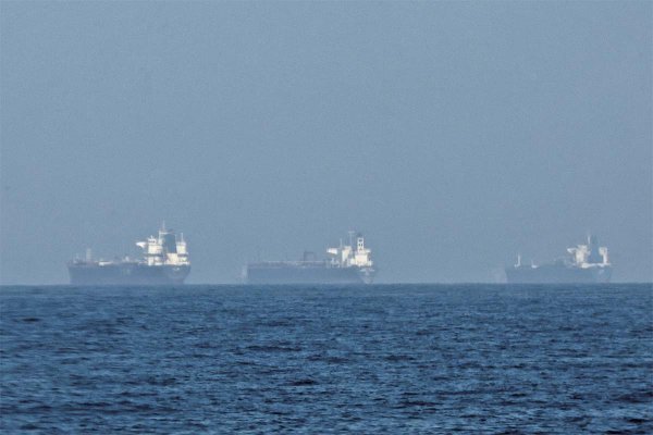 <p>Irán exige a EEUU compensar sus violaciones del memorando de junio para reabrir Ormuz</p>