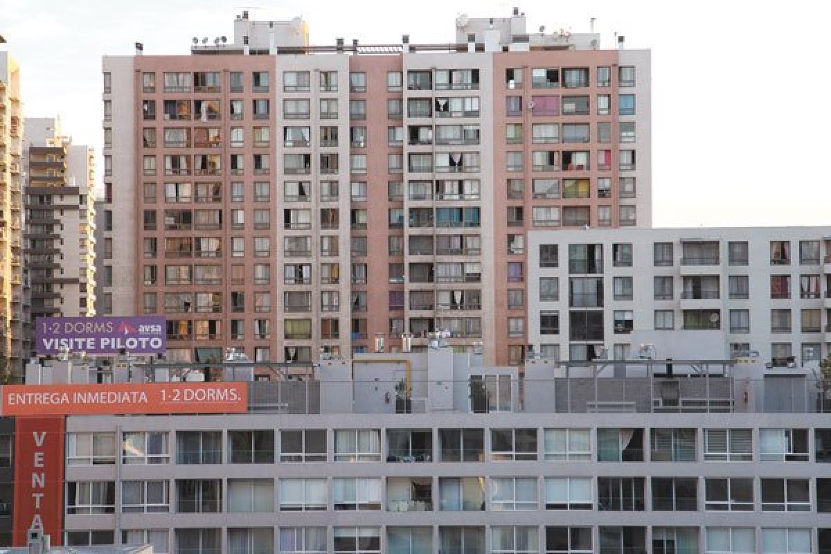 <p>Crecimiento mundial de precios de viviendas se modera: Chile entre los 15 territorios con mayor alza nominal en el primer trimestre</p>