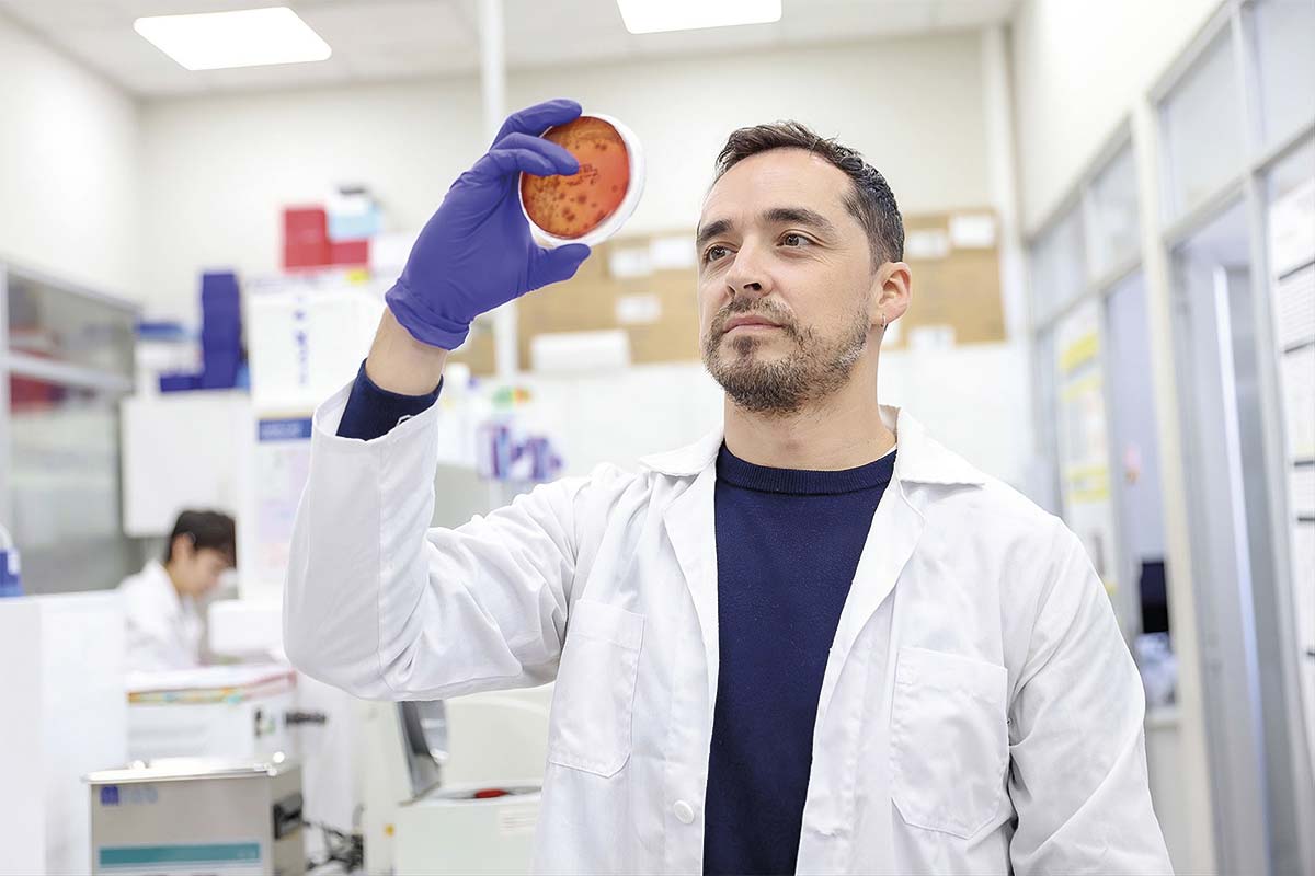 <p>Pablo Villarreal, Centro de Genómica y Bioinformática de la Universidad Mayor.</p>