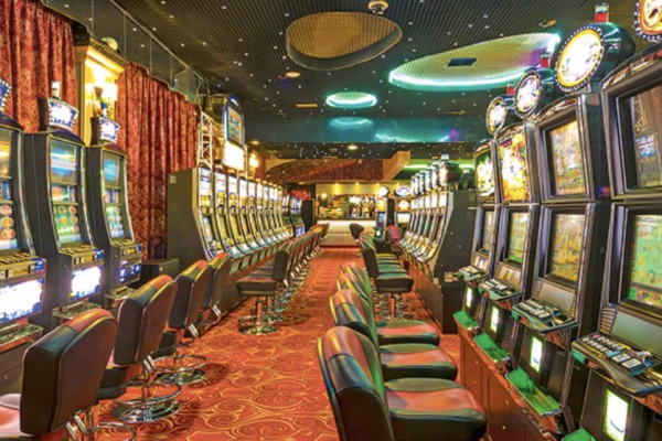 <p>Superintendencia recibe solo dos interesados en participar de casinos de Pucón y Coquimbo: procesos de Viña e Iquique quedaron desiertos</p>