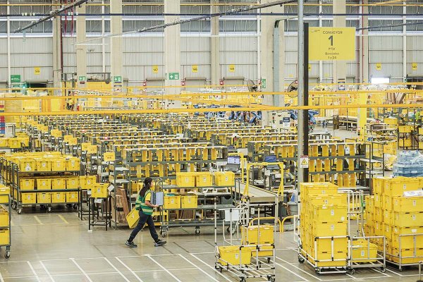 <p>El centro de Córdoba podrá almacenar 6 millones de productos.</p>