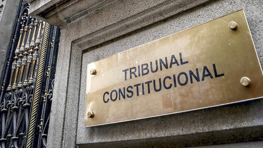 <p>TC comenzó audiencias por requerimientos a la ley de reconstrucción: 56 entidades desde los salmoneros hasta Greenpeace enfrentan posturas</p>