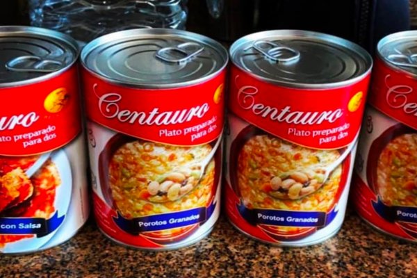<p>Exclusivamente online y al mejor postor: así será el remate de 70 mil latas de conservas Centauro este jueves</p>
