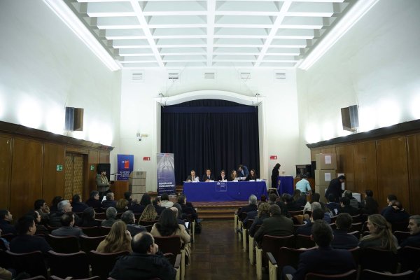 Licitación de Ruta 57 recibió cuatro ofertas, pero concurso queda marcado por polémica con gigante chino