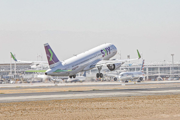 <p>El visto bueno que faltaba: autoridad peruana autoriza adquisición de SKY Airlines de parte de Grupo Abra</p>