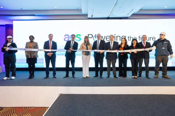 <p>Este jueves, junto a autoridades y ejecutivos de la empresa, se inauguró oficialmente el Hub Andes Solar. </p>