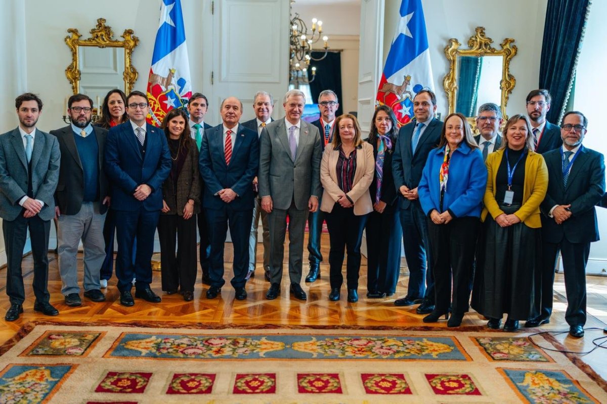 <p>Gobierno define los integrantes de la comisión que revisará el Estatuto Administrativo de los funcionarios públicos</p>