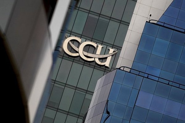 <p>Reestructuración interna de CCU deriva en despidos al interior del área comercial</p>