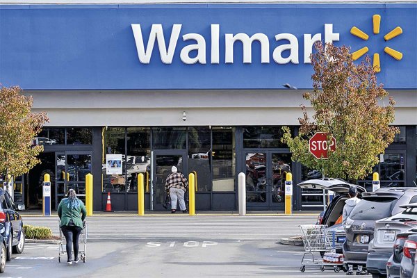 Las acciones de Walmart se desploman al desacelerarse el crecimiento de las ventas a su nivel más bajo en seis años