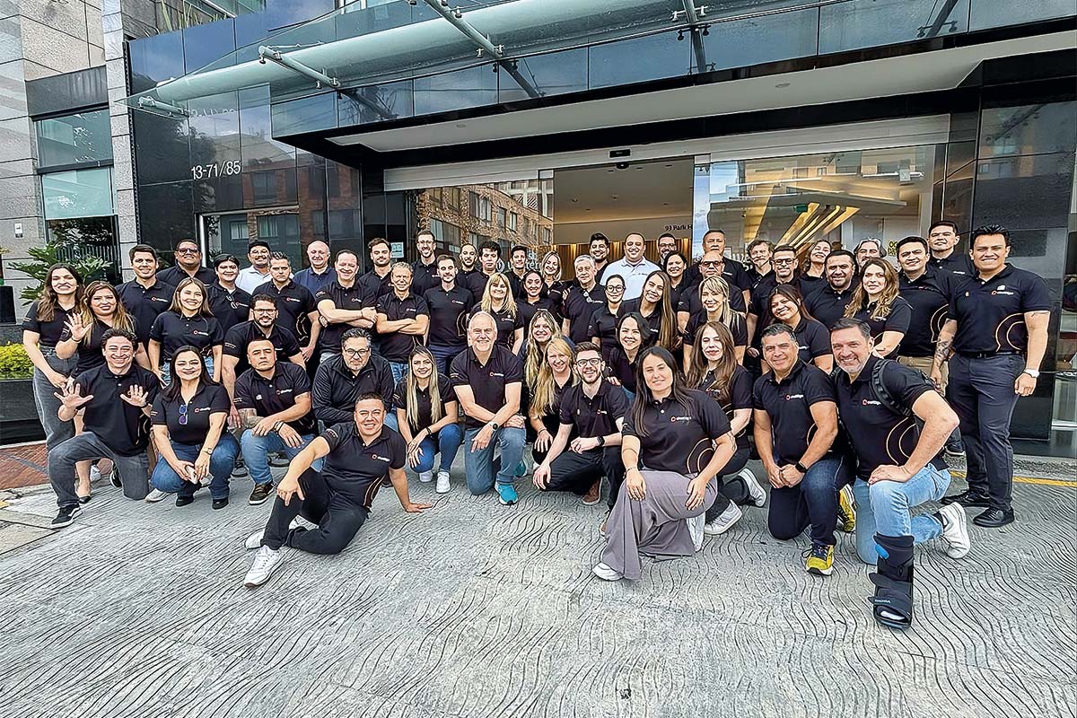 Startup Chattigo es adquirida por compañía de IA de EEUU que tiene a Disney y Apple entre sus clientes