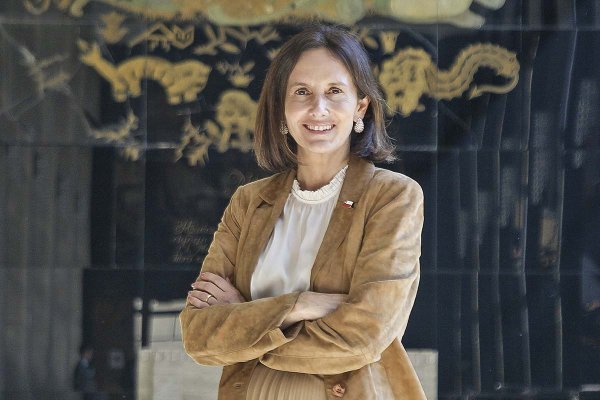 La subsecretaria Estévez se reunió a comienzos de semana con el representante de USTR en Santiago.