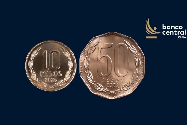 Banco Central presenta nuevas monedas de $10 y $50 con mismo diseño, pero más livianas y con una tecnología que reduce costo de producción