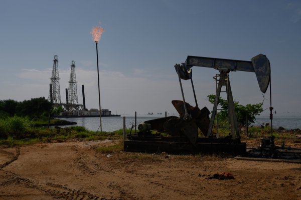 EEUU negocia con Venezuela adquirir una importante participación en campos petroleros