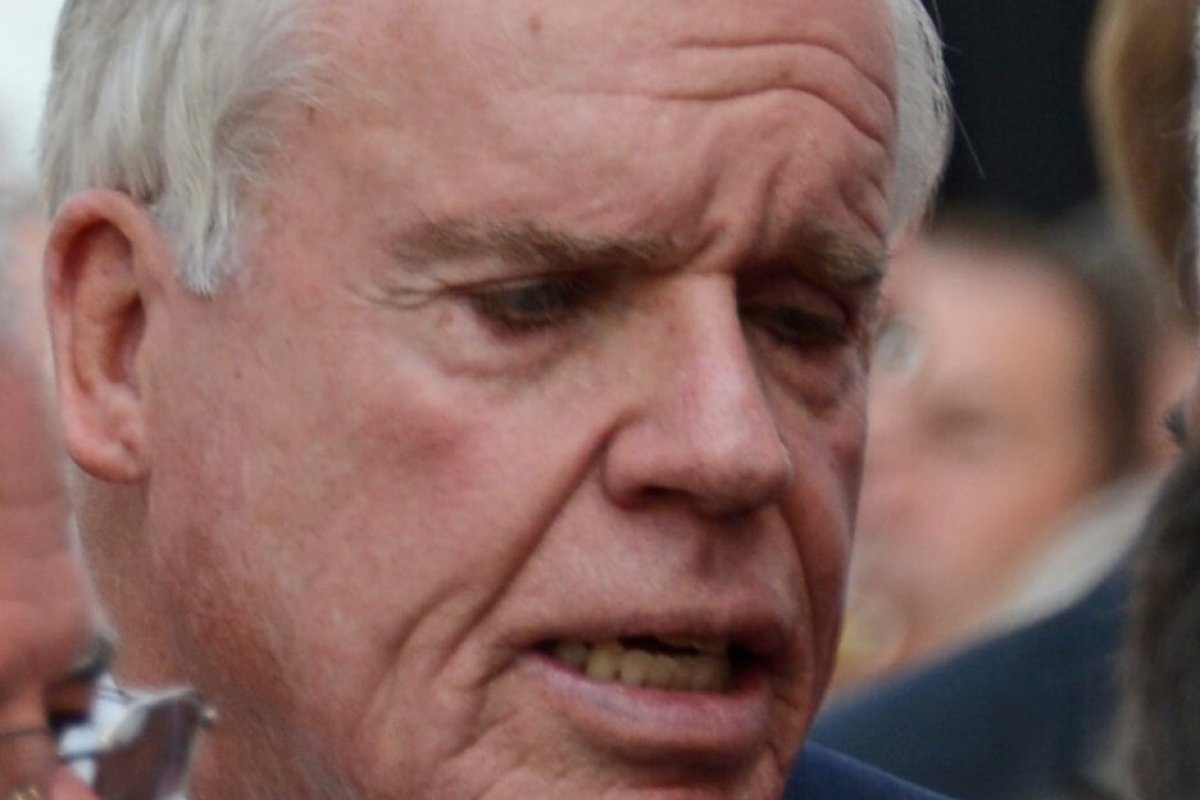 Quién era Klaus-Michael Kühne, el socio alemán de los Luksic en Hapag-Lloyd (y qué pasará con su fortuna)