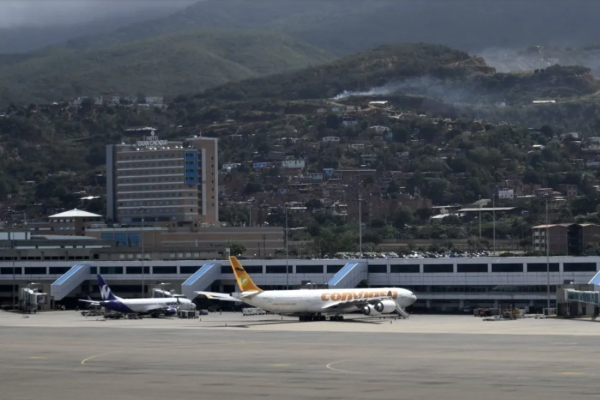 Latam y Avianca reanudan vuelos a Venezuela, más de dos meses después de los terremotos