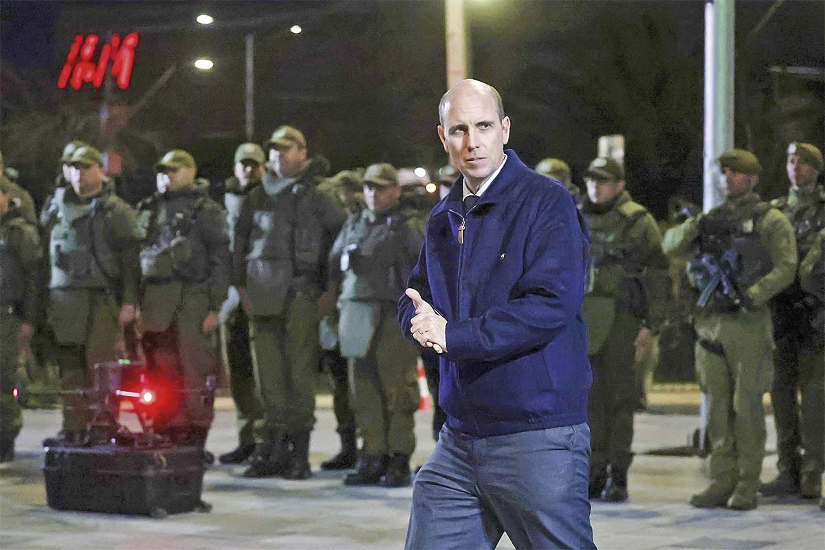 El ministro de Seguridad Pública, Martín Arrau, busca apoyos para la reforma que impulsa el gobierno. Foto: Aton Chile.